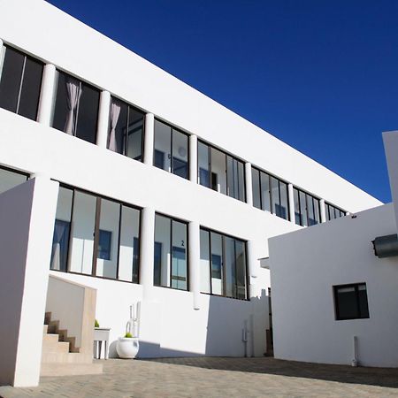 Shark Island Guesthouse Lüderitz Buitenkant foto