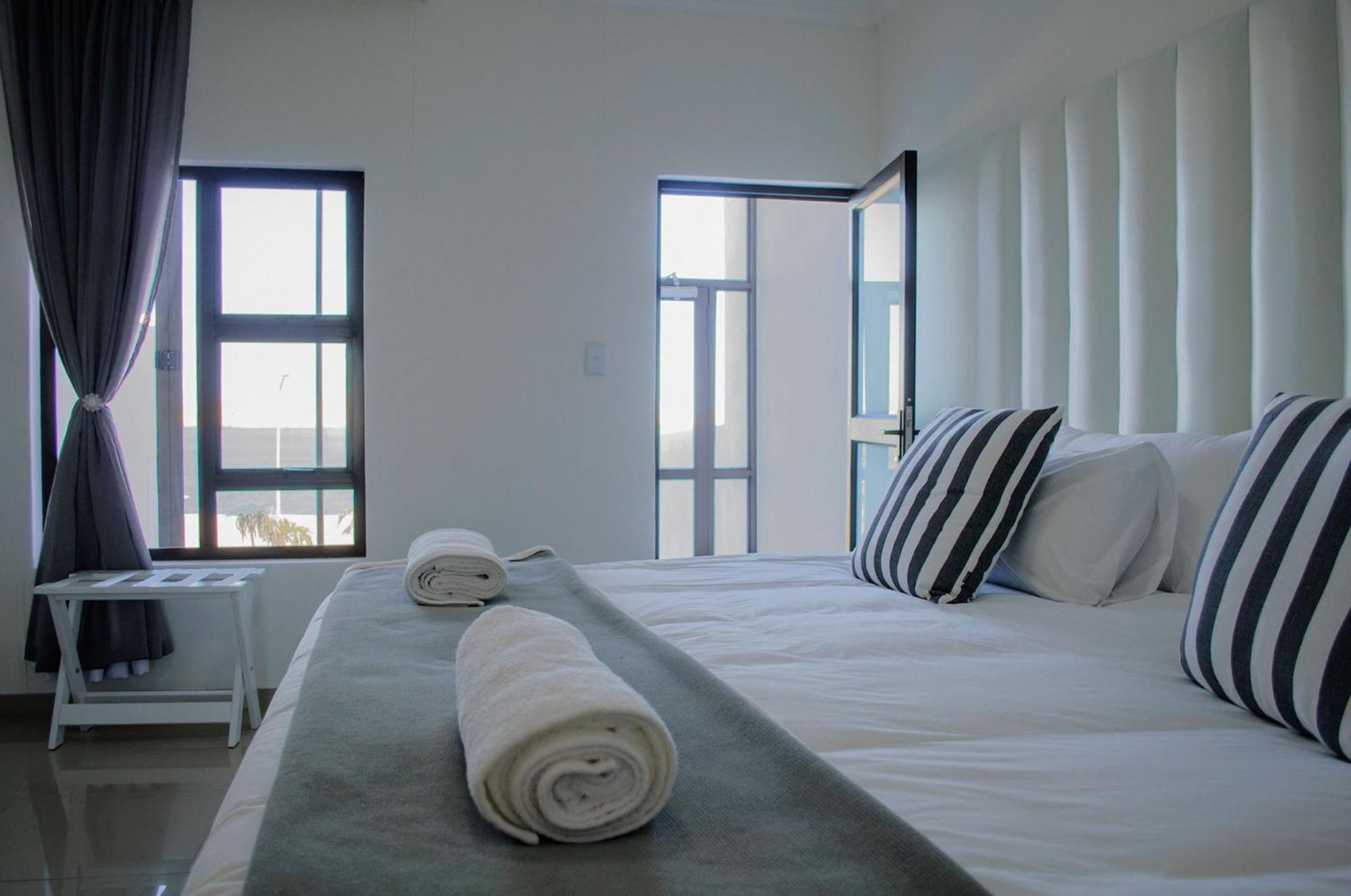 Shark Island Guesthouse Lüderitz Buitenkant foto